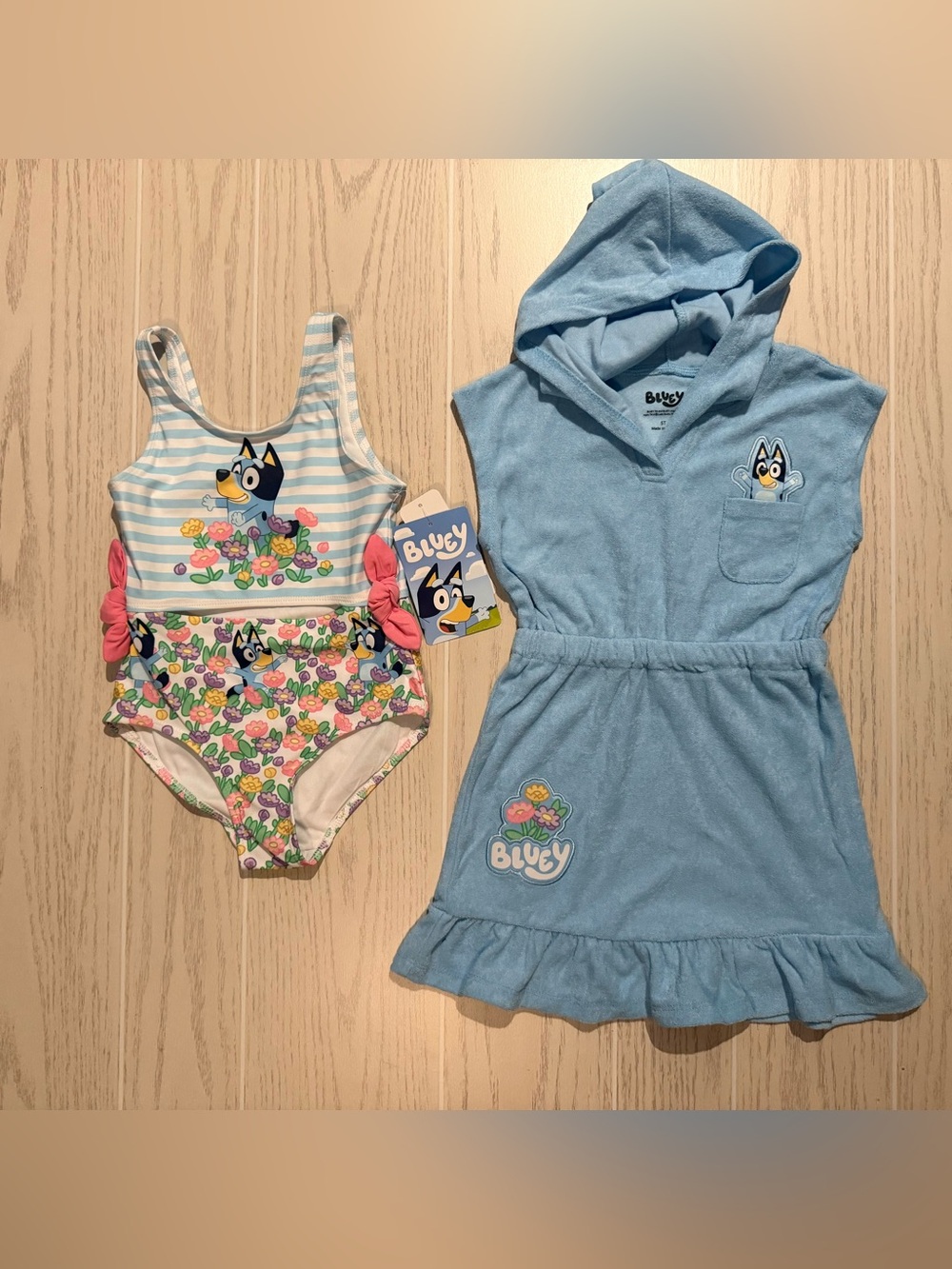 Bluey Toddler Girls 5T Floral Swimsuit Hooded Cover Up 2 Piece Swim Set NWT